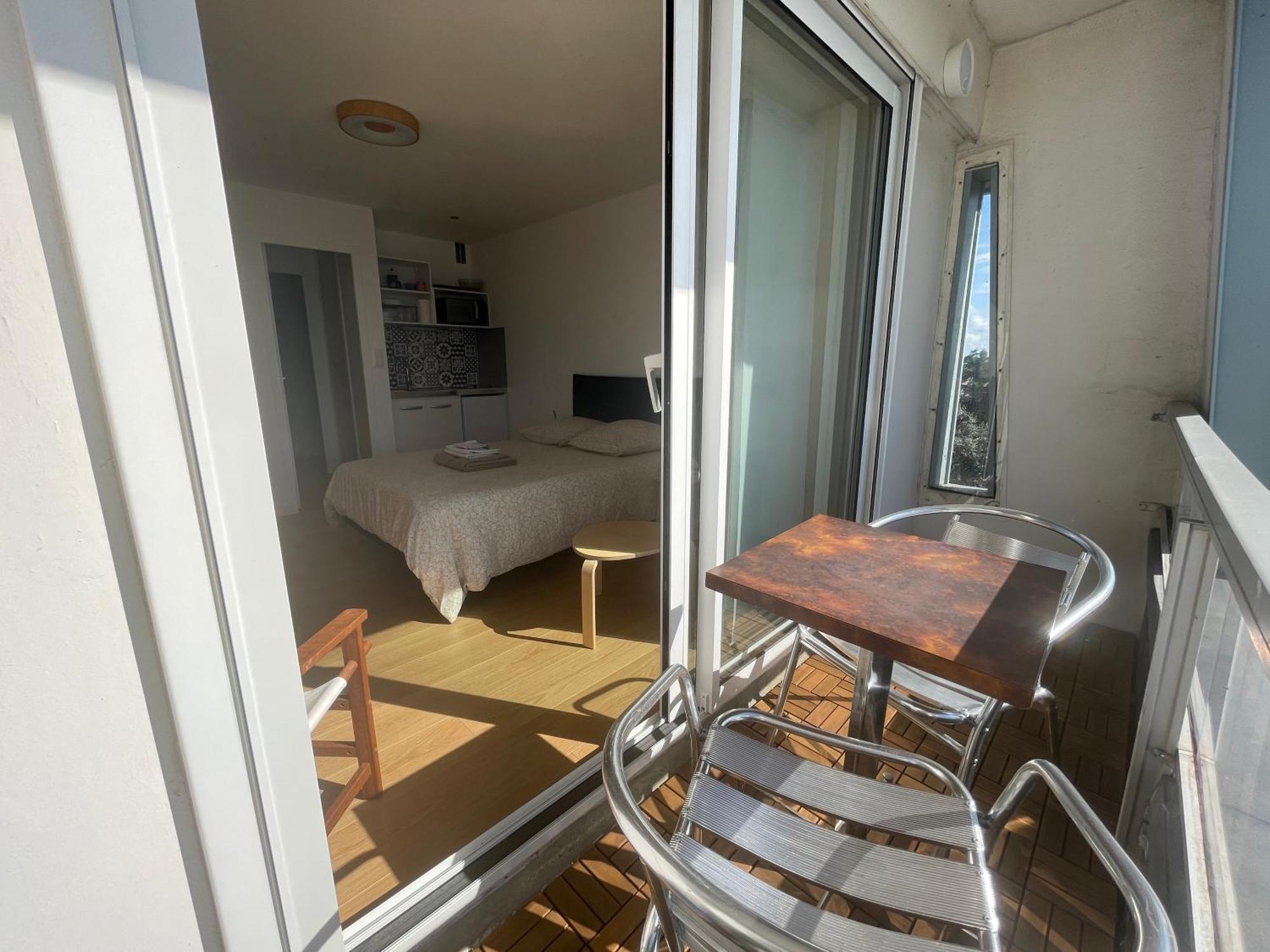 Studio - Balcon - Bord De Mer Courseulles-sur-Mer Dış mekan fotoğraf